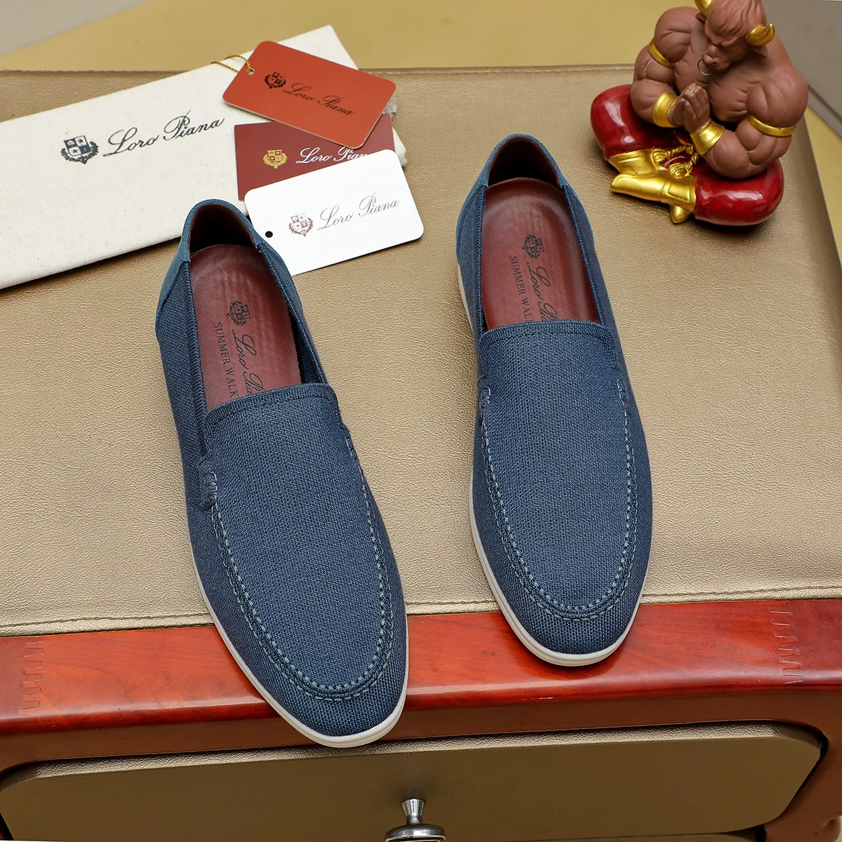 Men's Men's Shoes 💰 400 Loro PIana moccasin made of wish wool fabric. The upper is made of knitted fabric, made on a loom, and then attached to a rubber sole. The Rain System's water-repellent treatment enhances the shoe's functional design, while the suede details give the shoe a sense of elegance and sophistication. Made from Wish, fine wool from Australian and New Zealand Merino sheep 38-44